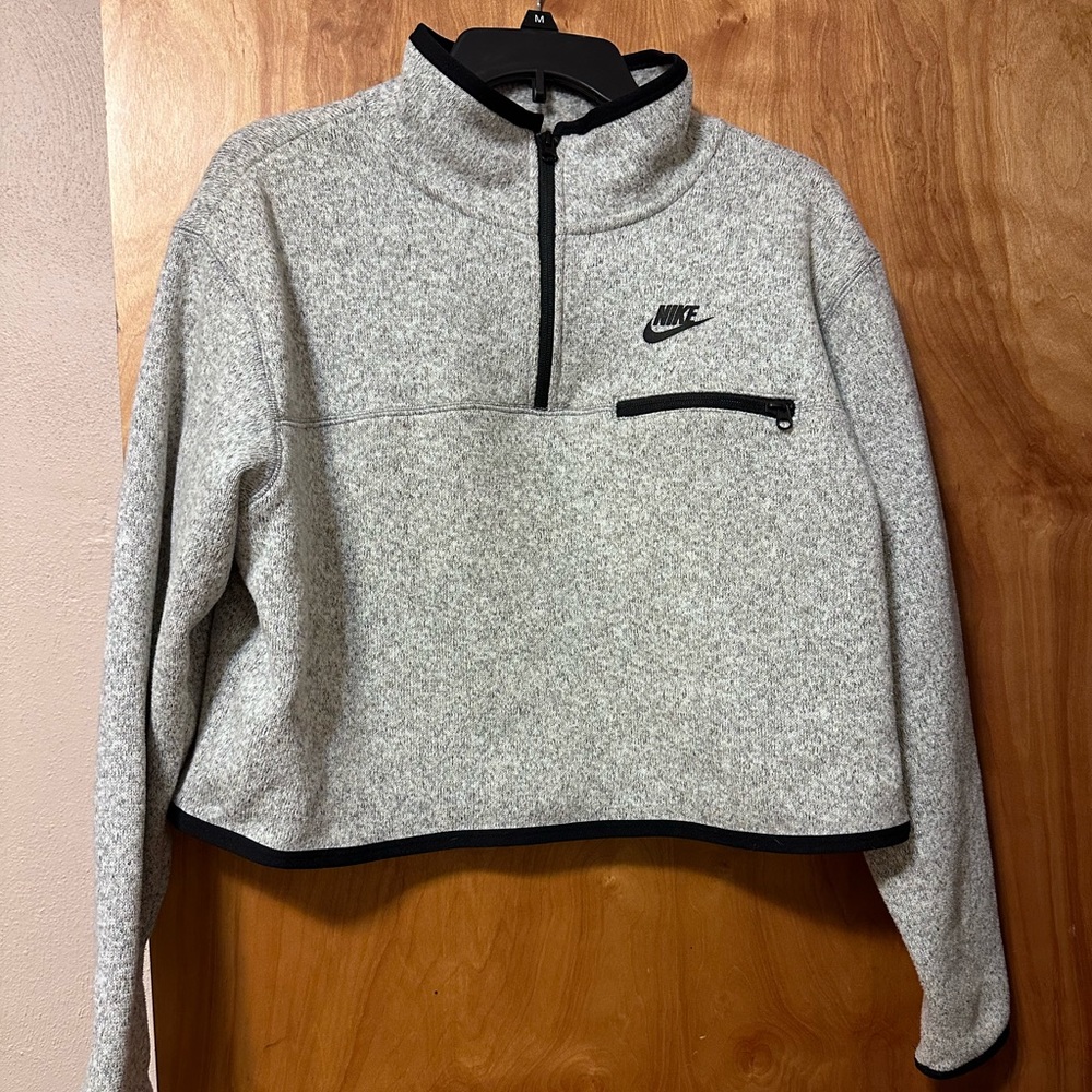 NIKE — CROP 1/4 ZIP